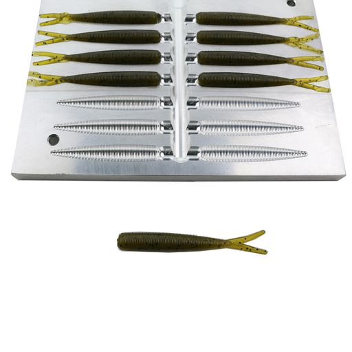 3.5" NED BULLET SPLIT TAIL (14 CAVITY)